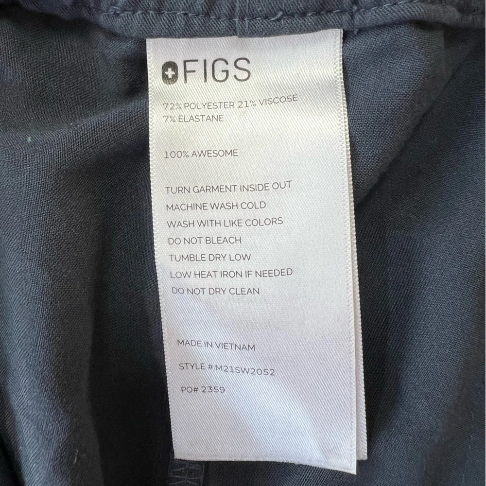 FIGS Men’s Cairo Cargo Straight Leg Scrub Pants RARE Dusty Blue PO# 2359, XL